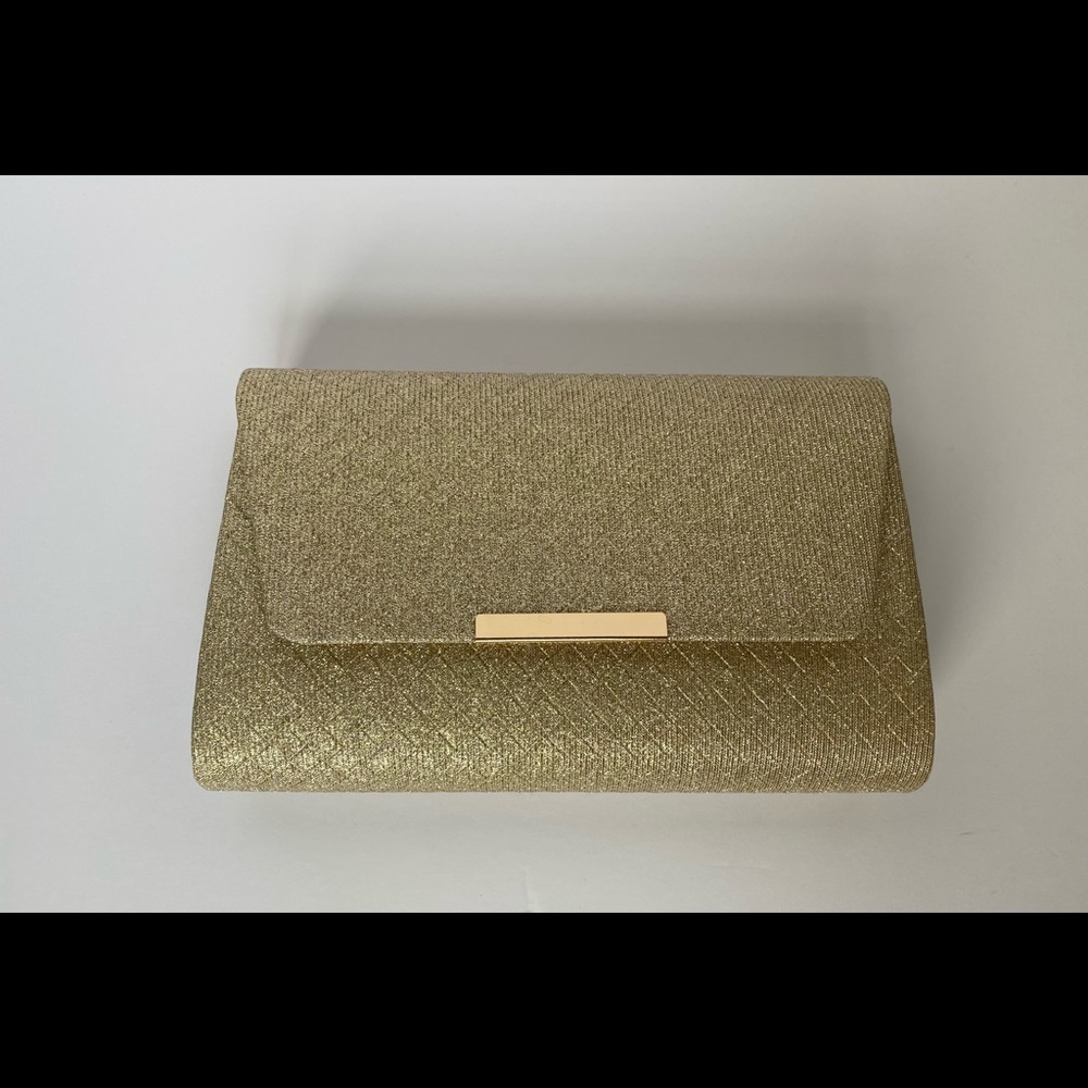 2 ways clutch bag/sling bag - New